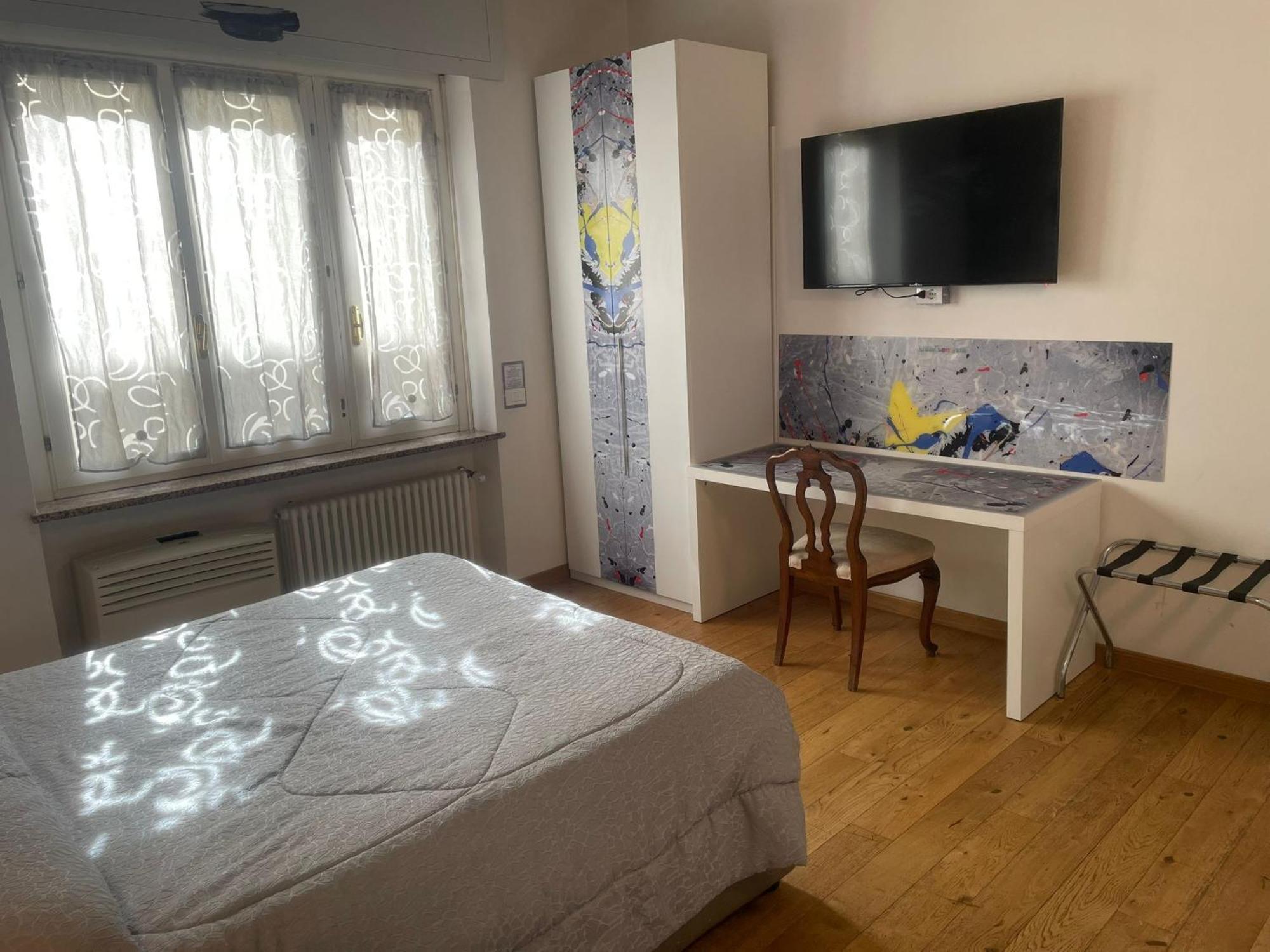Rooms Of Love Павия Екстериор снимка